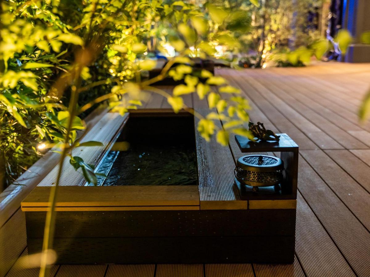 Hotel Petit Bali Garden Shin-Okubo (Adults Only) Tokyo Exterior photo